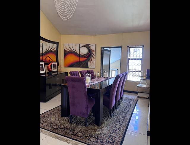 4 BEDROOM FREEHOLD FOR SALE IN WATERKLOOF RIDGE